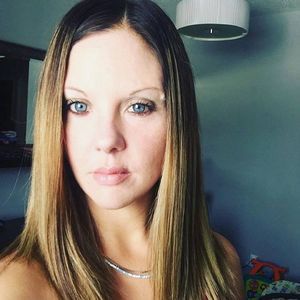 Meet your Posher, Candace